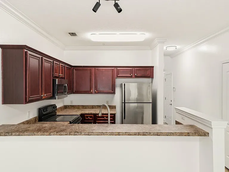 2168 Hadleigh Hills Ct — Photo 5