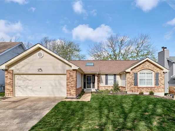 16462 Hollister Crossing Dr, Ballwin, MO 63011
