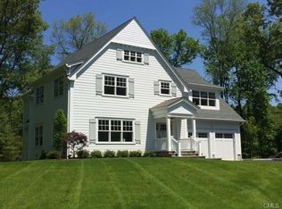 19 Silver Lakes Dr, Darien, CT 06820