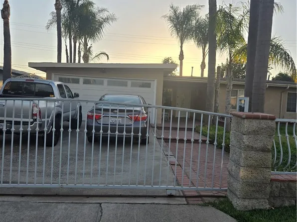 5639 N Orangecrest Ave, Azusa, CA 91702