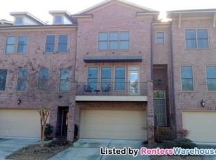 3368 Chestnut Woods Cir, Doraville, GA 30340
