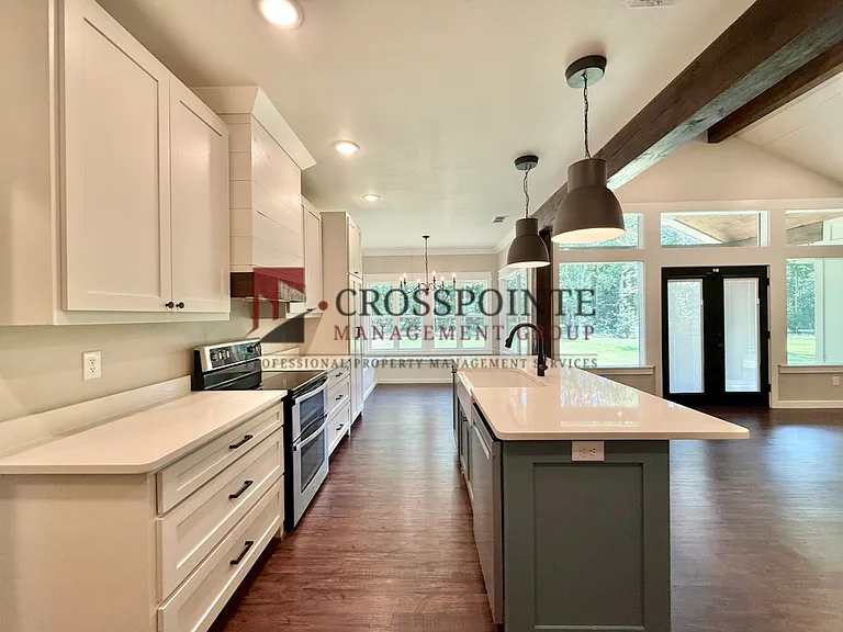 11142 County Road 4103 — Photo 5