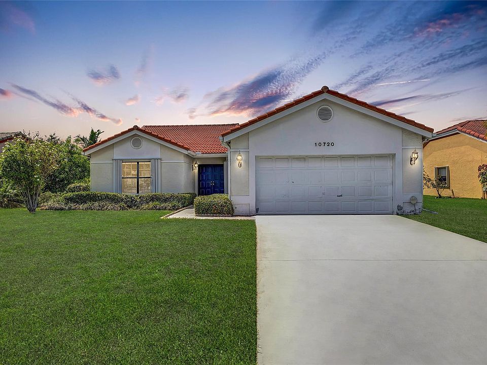 1st image of 10720 NW 71st Place