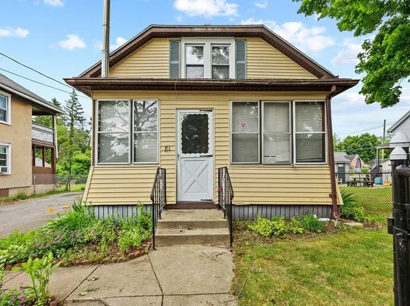 81 Healey St, Springfield, MA 01151