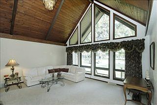 4th image of 201 Lynwood Dr