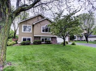9219 Ashley Ter, Minneapolis, MN 55443