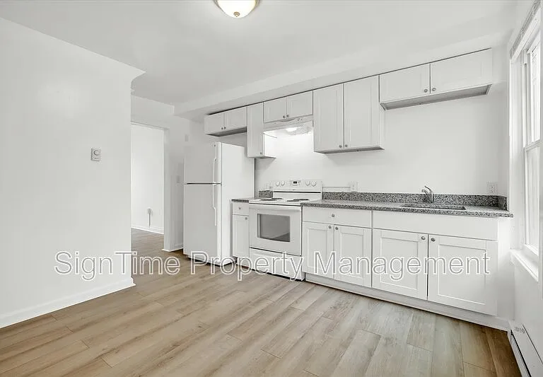 107-115 W Church St #109 — Photo 7