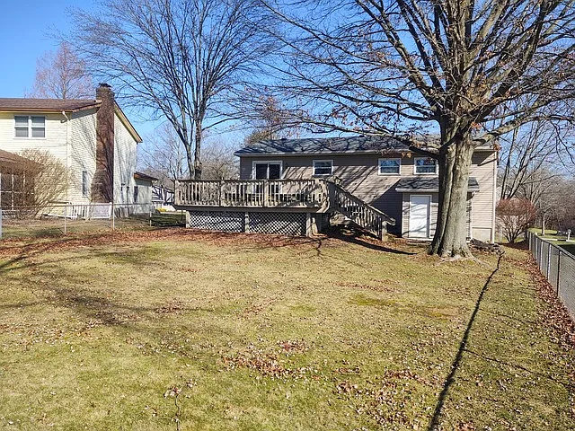 440 Barrenwood Dr — Photo 2