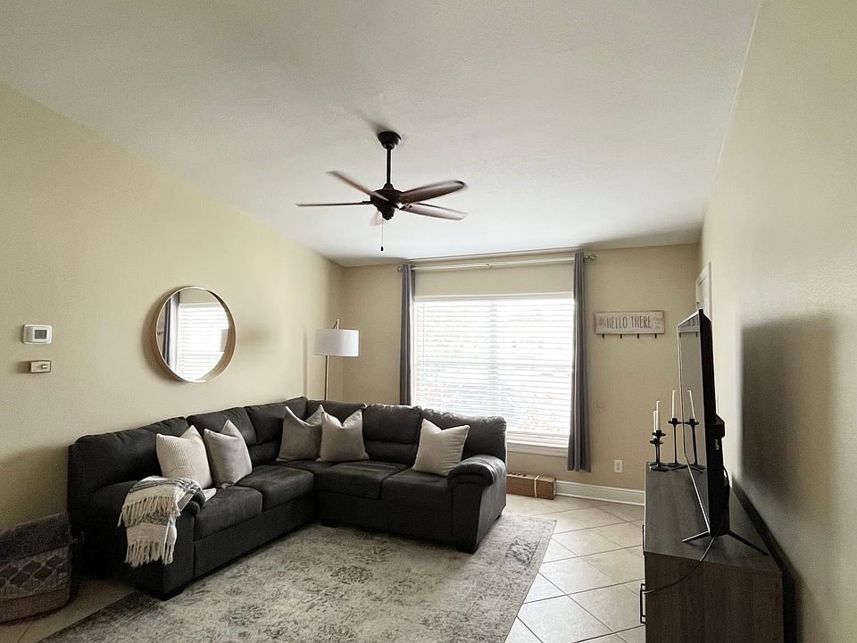 251 Quail Forest Blvd APT 201, Naples, FL 34105 | Zillow