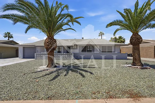 10747 W Hope Dr Photo 1