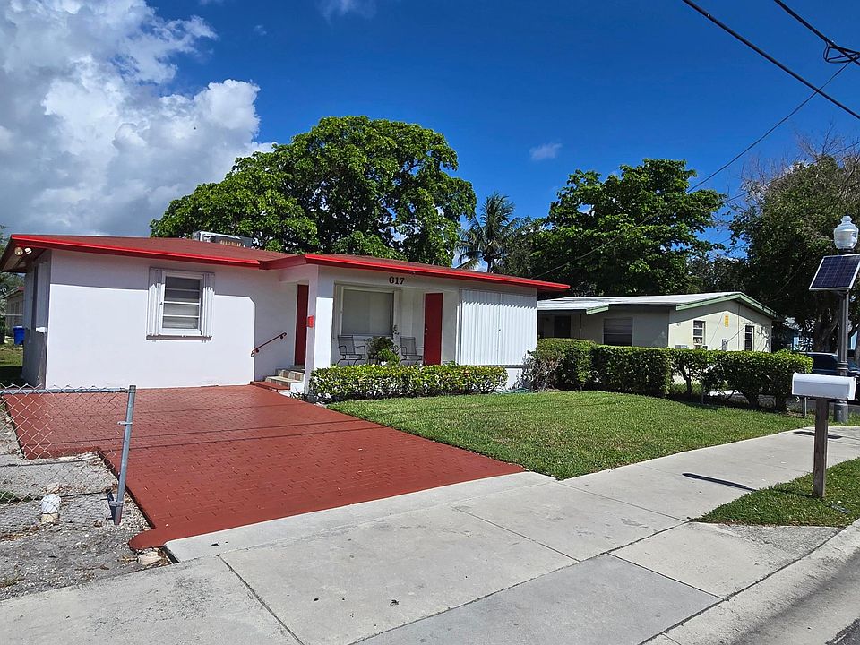 1st image of 617 NW 13TH Terrace
