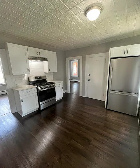 40 Austin St #1 — Photo 1