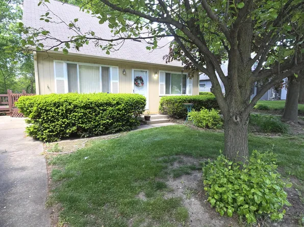 1120 Clark St, Holland, OH 43528