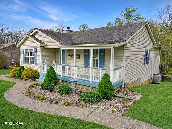 3rd image of 80 Maple Ln