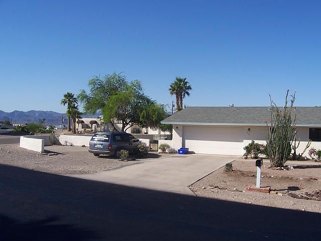 1st image of 415 Brite Dr