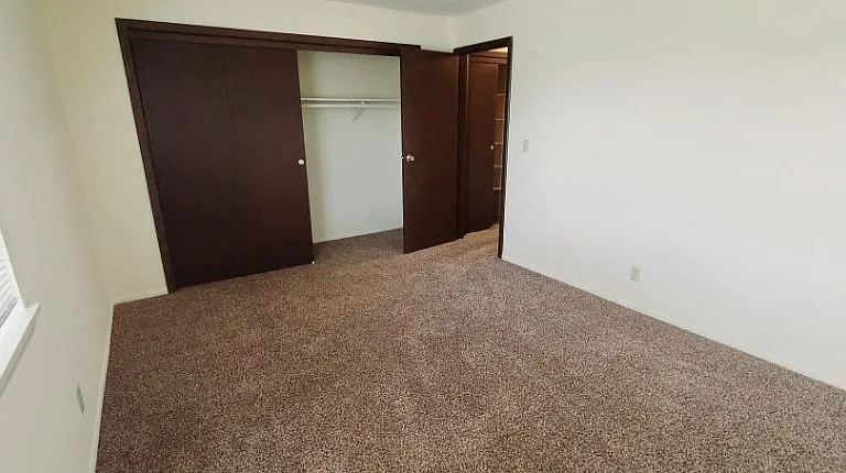 Kimberly Club Apartments — Photo 165