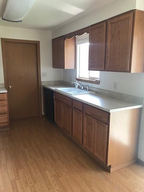 1st image of 132 Maru Ave