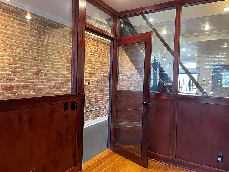 1383 Potomac Ave SE — Photo 5