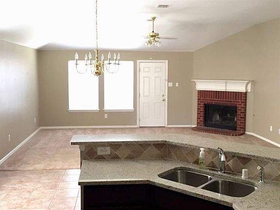 2nd image of 5525 Overland Dr
