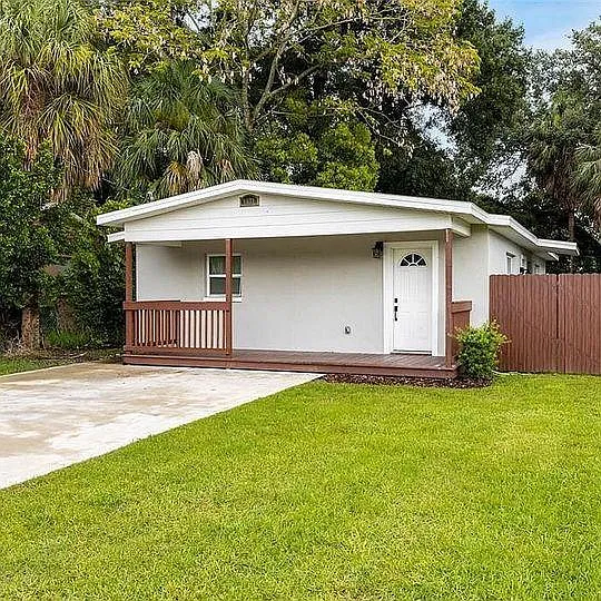 3 bed, 1144 sqft, $3,500 — Photo 1