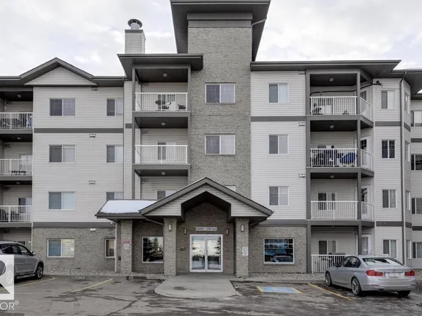 16807 100th Ave NW #128, Edmonton, AB T5P 4Z6
