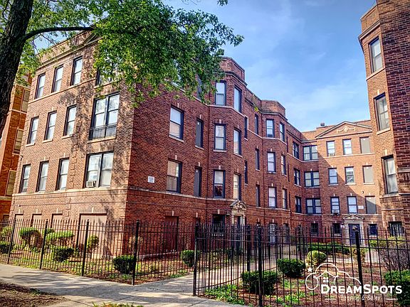 2nd image of 7600 S Essex Ave APT 4
