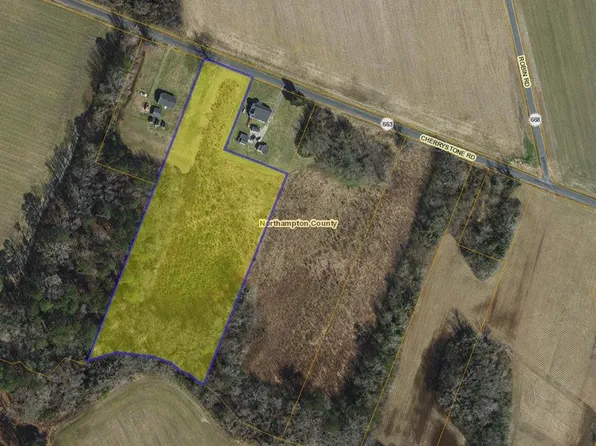 34A Cherrystone Rd, Cape Charles, VA 23310