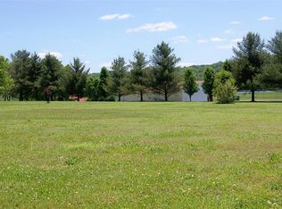 226 Barton Dr, Normandy, TN 37360