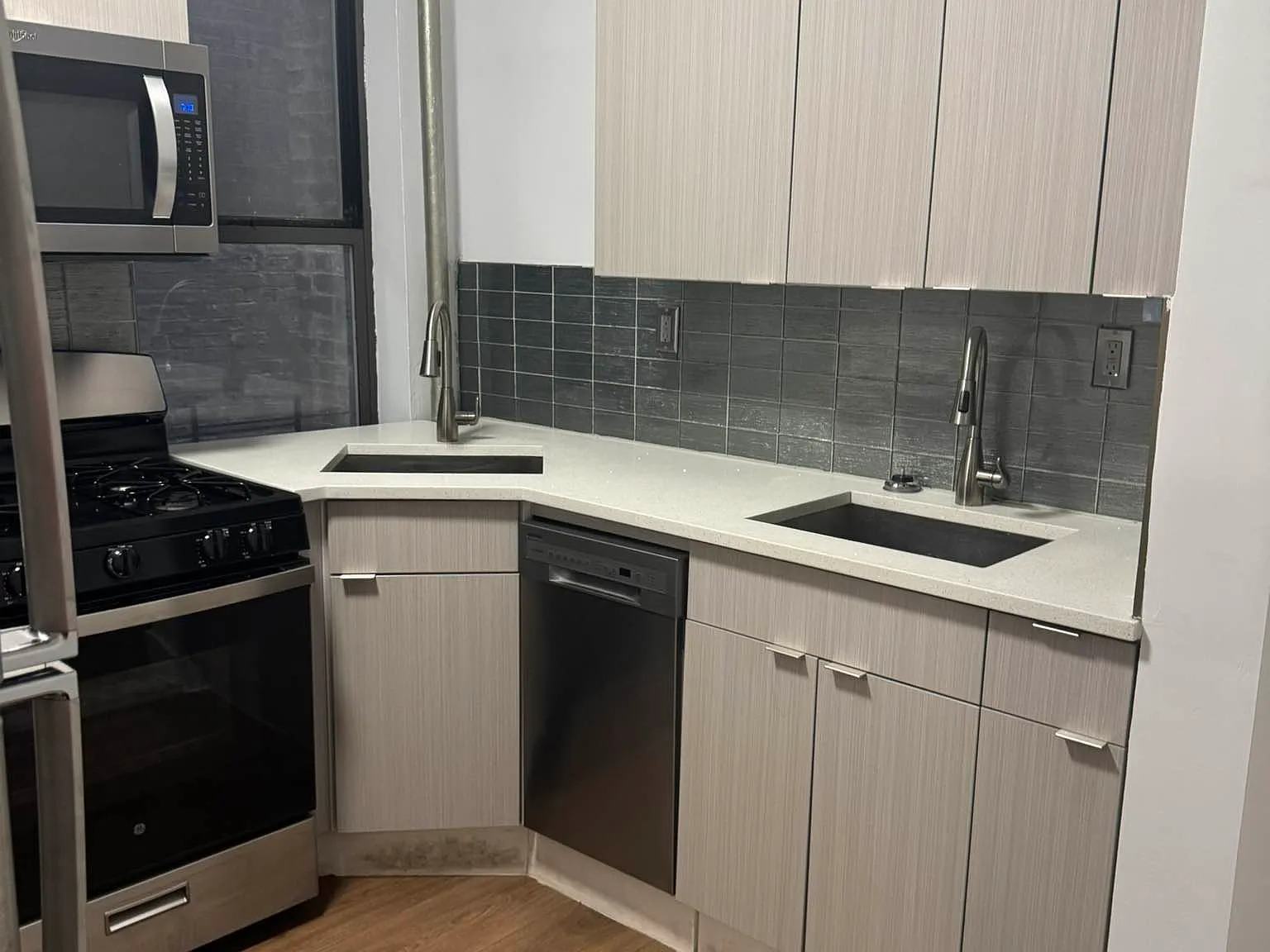 511 West 186th Street — Photo 2