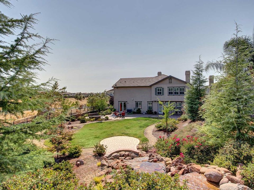 1st image of 805 Wild Berry Ln