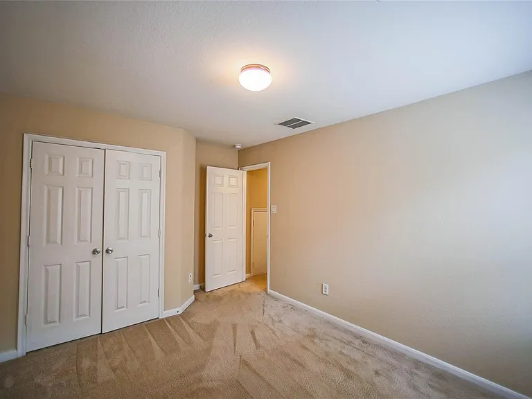 24030 Buffalo Cove Ln — Photo 17