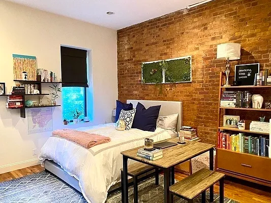 Rented by Bold New York | media 27