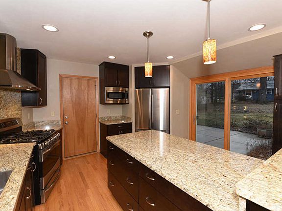 2nd image of 1519 N 118th St