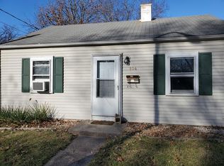 104 E Kerr Ave, Urbana, IL 61801