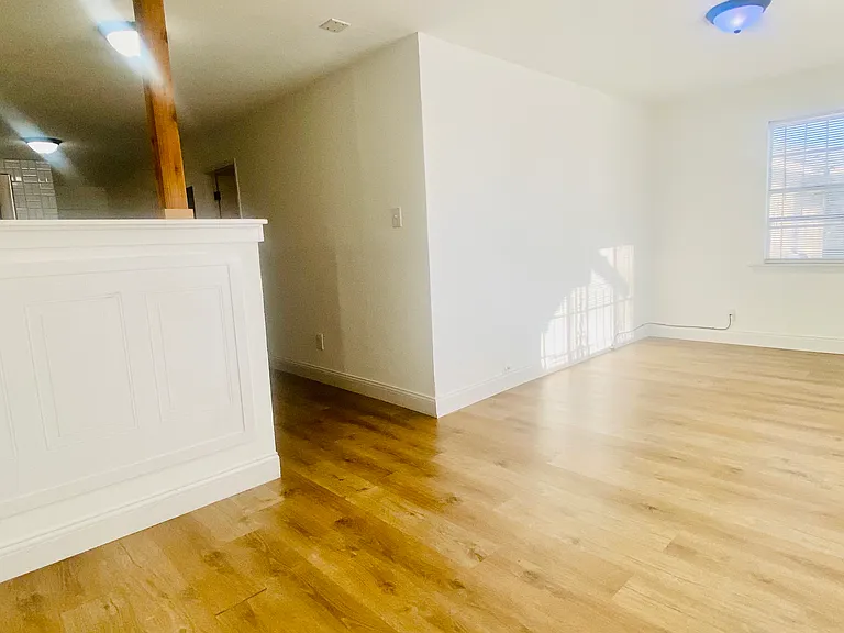 331 Alicia Ave #2 — Photo 6