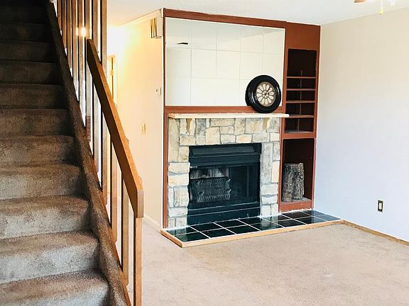 3rd image of 6405 Village Ln