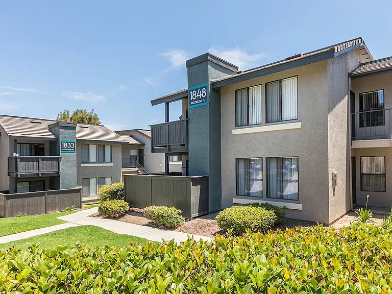 Hensley at Corona Pointe — Photo 35