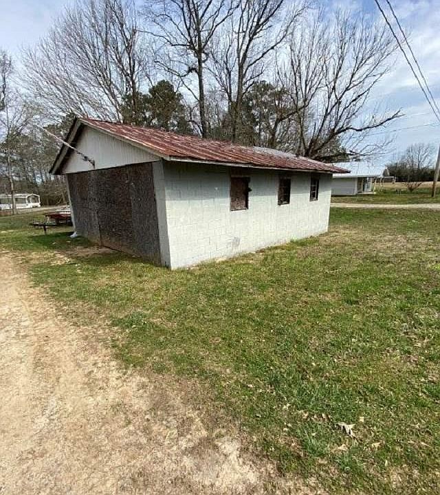 2nd image of 101 Happy Hill Rd