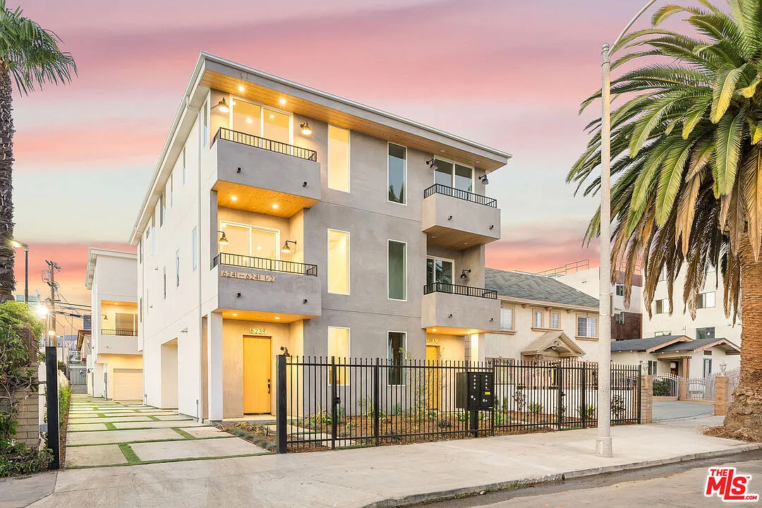 1 bed, 1.0 bath, 515 sqft, $2,300 — Photo 1
