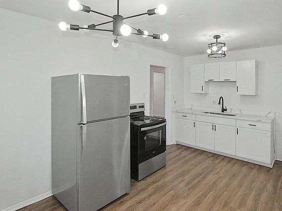 5th image of 2620 Thornton Rd