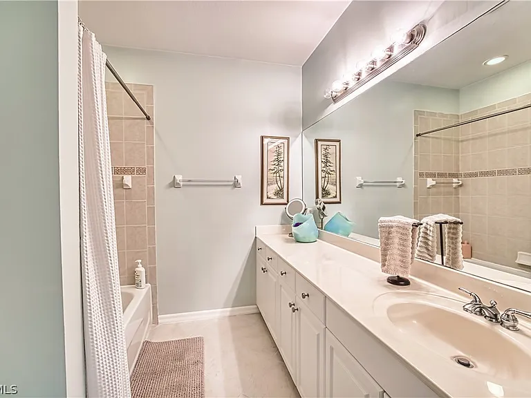 3111 Cottonwood Bnd #1704 — Photo 16