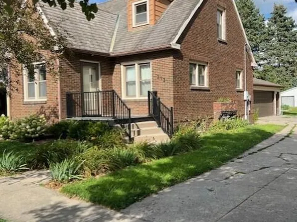 213 S Illinois, Hubbard, IA 50122