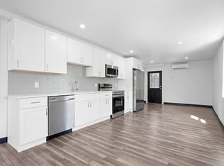 158 Pleasant St, Leominster, MA 01453