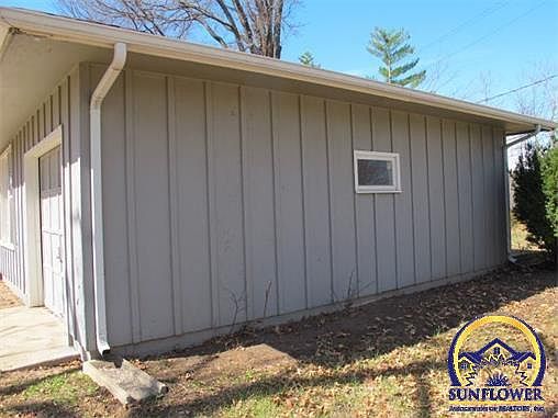 5th image of 4820 Catherine Dr