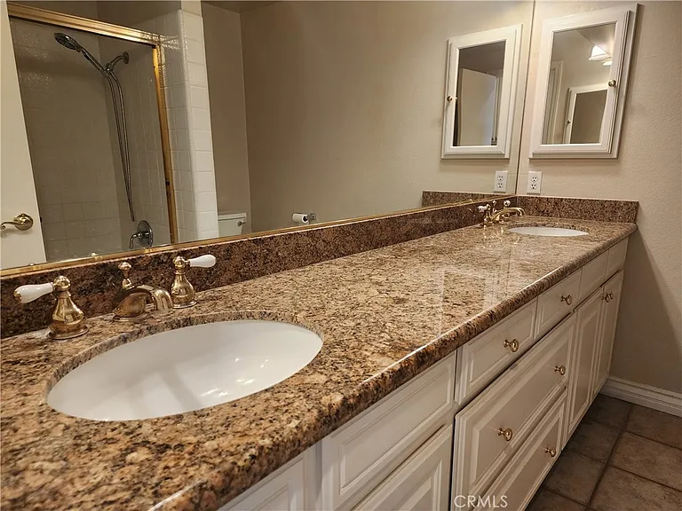 607 Murfield Ct — Photo 18