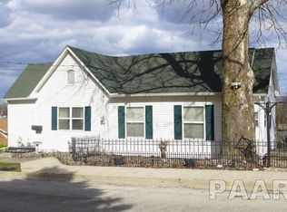 102 Peru Ave, Bartonville, IL