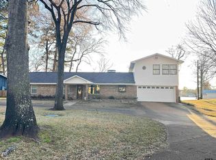 881 County Road 3131, Jacksonville, TX 75766