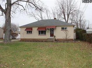 5987 Stearns Rd, North Olmsted, OH 44070