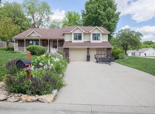 4419 Appletree Ct, Saint Joseph, MO 64506