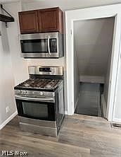 4th image of 3861 Kirkwood Rd